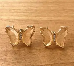バタフライ ピアス