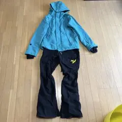 P01ジャケット Analog パンツ sサイズ スノーボード ウェア上下セット
