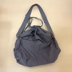 UNIQLOUショルダーバック