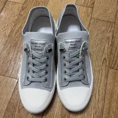 Noubel Voug グレー スニーカー 23.5のサムネイル