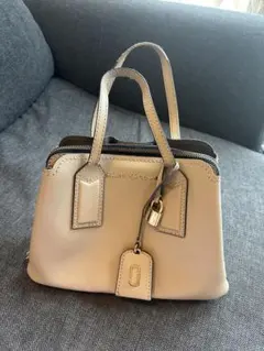 人気✨MARC JACOBS✨THE EDITOR レザートート ベージュ A4 - メルカリ
