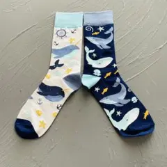 靴下　左右非対称　鯨　クジラ　おしゃれ靴下　プレゼントやお揃いでも