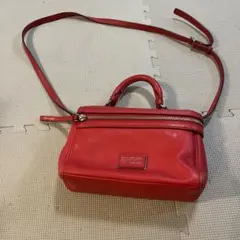 マークバイマークジェイコブス　ショルダーバッグ　ハンドバッグ　レッド