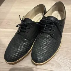 【美品】黒 編み込みレザー カジュアルシューズ　23.5