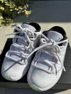 ナイキ ジョーダン11 レトロ ロー レジェンドブルー　キッズ