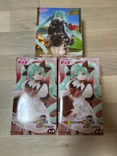 初音ミク　フィギュア　3体セット　チロルミク　アウトドア