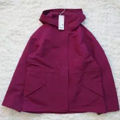 新品タグ付 UNIQLO マウンテンパーカー M フード付 レディース