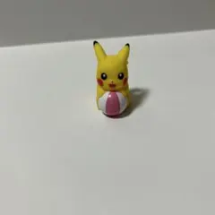 ポケモン　ピカチュウ　ソフビフィギィア