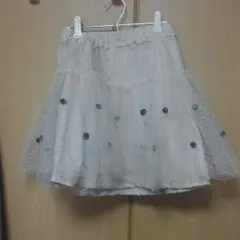 値下げ。新品未使用、ポンポンドットチュールスカート