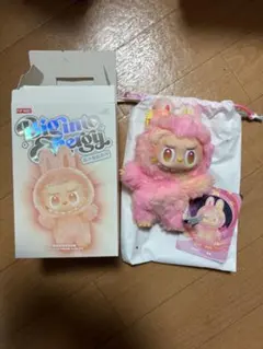 正規品　ラブブ　labubu ビッグイントゥエナジー　ロイヤルティ