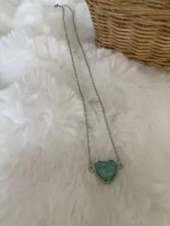 ハート型アマゾナイトネックレス