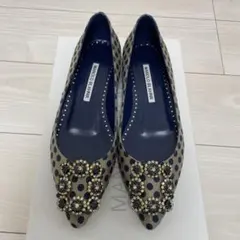 MANOLO BLAHNIK HANGISI FLAT 35のサムネイル