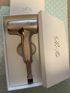 はなぴっぴ　ReFa BEAUTECH DRYER SE 保証書付き はなぴっぴ様専用 ReFa BEAUTECH DRYER SE 保証書付き - メルカリ