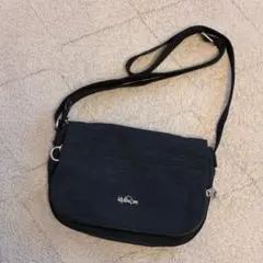 Kipling キプリング　多機能　黒　ショルダー　トラベル　バッグ　旅行のサムネイル