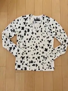 AZUL BY MOUSSY 花柄 薄手 Vネック ニット　M