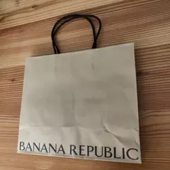 BANANA REPUBLIC バナナリパブリック ショップ袋のサムネイル