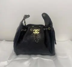 CHANEL ブラック キルティングバッグ ミニ