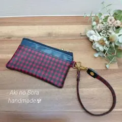 キーリール付き　ミニポーチ　ラミネート　ファミリアチェック