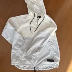 UNDER ARMOUR フード付きプルオーバー