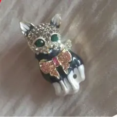 ブローチ　ねこ