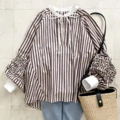 極美品　希少　SHIPS 長袖フリルデザインブラウス　ストライプ　ブラウン