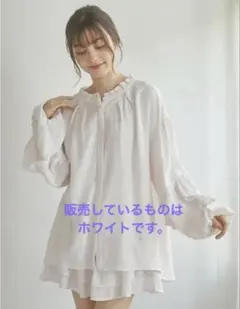 ジェラートピケSpringフリルブラウスandショートパンツのサムネイル