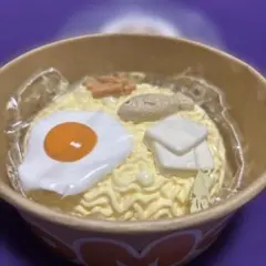 MOMOスクイーズ ラーメン 魚
