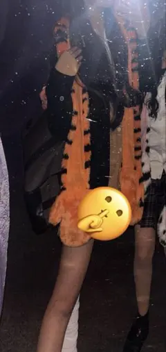 ディズニーリゾート　ティガー手袋マフラーキャップ