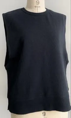 pritリバイバル裏毛プルオーバーベスト　ブラック