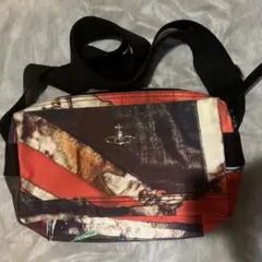 ヴィヴィアン　総柄　ショルダーバック