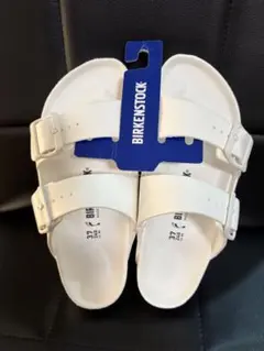 新品　ビルケンBIRKENSTOCK サンダル アリゾナEVA24.0㎝ホワイトのサムネイル
