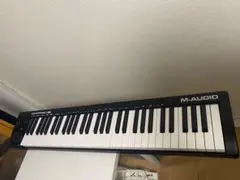 M-AUDIO Keystation 61 MK3 MIDIキーボードのサムネイル