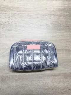 【未使用】クリニーク キルティングポーチ シルバー×ピンク ノベルティのサムネイル