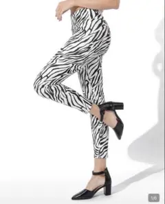 シーイン　SHEIN ゼブラ柄　レギンス　パンツ トレーニングパンツ　ヨガ