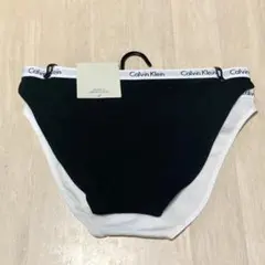 Calvin Klein ショーツ 黒/白　２点　新品未使用タグ付き