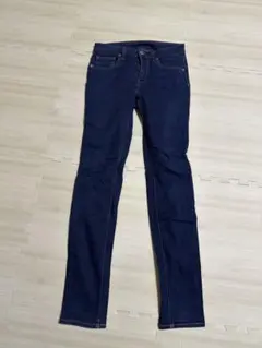 [GU]ウルトラストレッチスキニージーンズ　ウエスト64cm