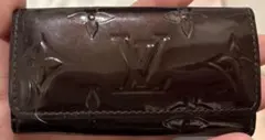 Louis Vuitton ヴェルニ キーケース アマラント