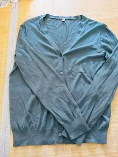 ユニクロ　ライトVネックカーディガン　XL