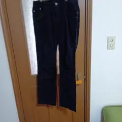 ブラックストレートレッグ カジュアルパンツ