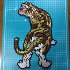 猛虎 阪神タイガース 大型 虎 刺繍ワッペンのサムネイル