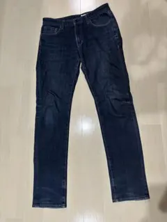 UNIQLO ダークブルー ストレートデニム