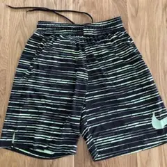 NIKE ナイキ　ハーフパンツ　L