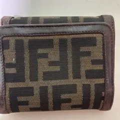 FENDI ズッカ柄 三つ折り財布