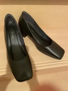 HILLS AVENUE パンプス ブラック 23.5cmのサムネイル