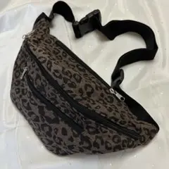 今だけセール！ヒョウ柄 ボディバッグ 4ポケット