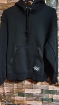 GU UNDERCOVER ブラック フード付き スウェット S