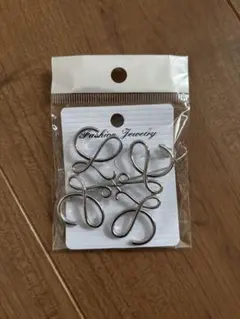 残り1個！シルバー　幾何学　ブローチ　コサージュ　入学式　結婚式