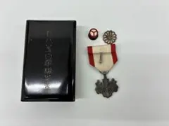 勲章 勲八等白色桐葉章 記章 - メルカリ