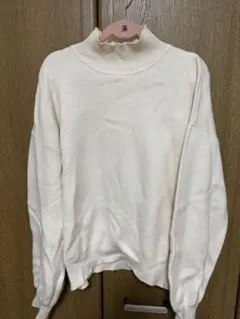GU スウェットライクハイネックセーター　オフホワイト　L