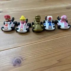 マクドナルドハッピーセット　マリオカートフィギュア